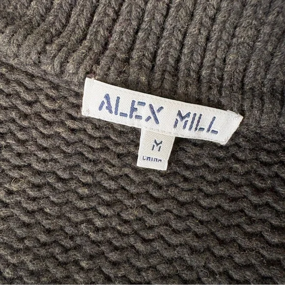Alex Mill Sabine Sweater in Merino Wool
Heather Olive - Picture 6 of 7